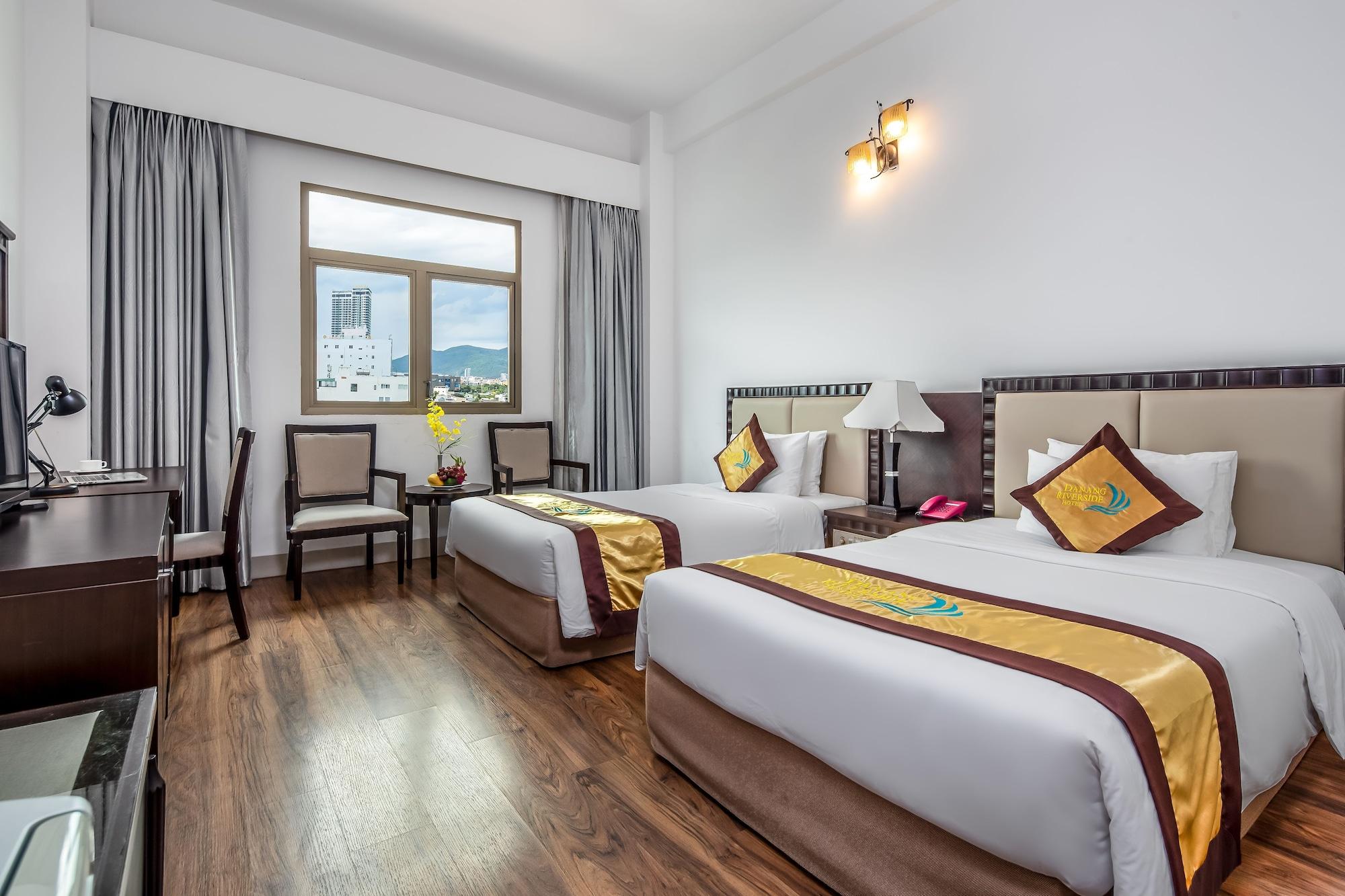 Hotel Riverside