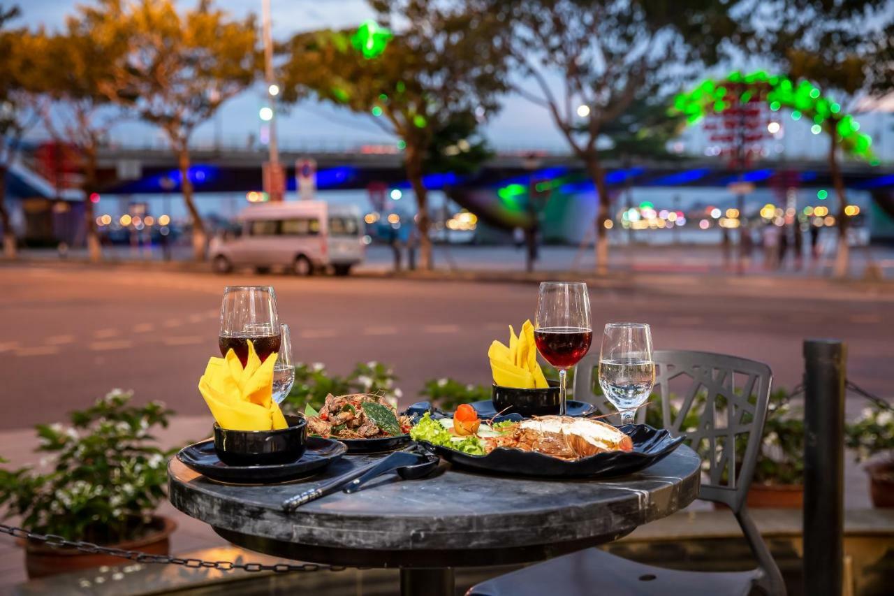 Hotel Riverside Da Nang